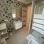 Blue House Apartment *